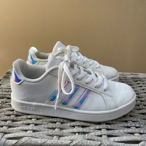 Kids Adidas sneaker